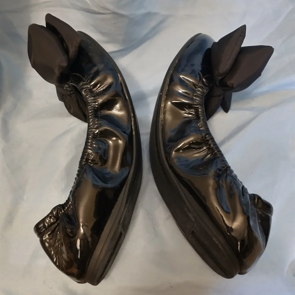 💯 Authentic PRADA Black Patent Women's Flats - Picture 6 of 12